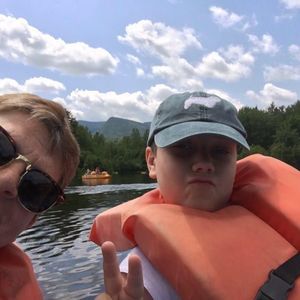 Meet your Posher, Lori